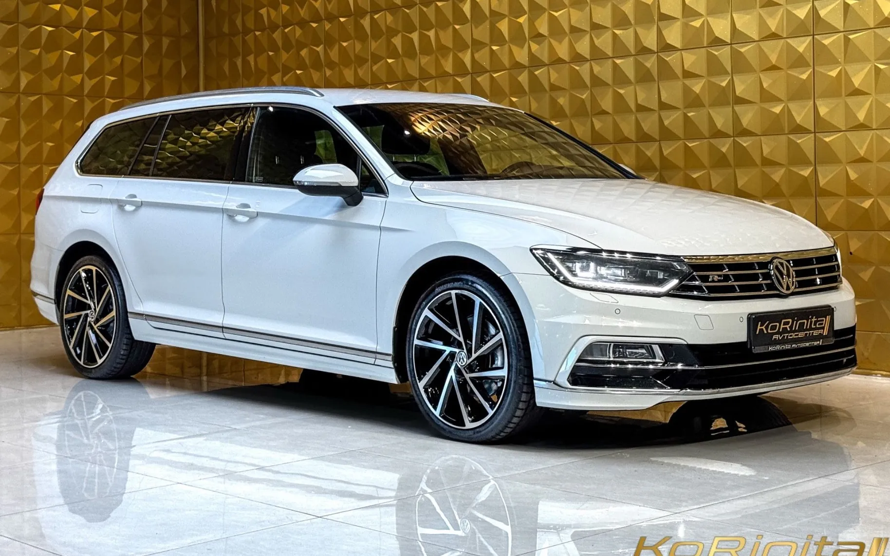 Zunanja slika - Volkswagen Passat Variant - 2.0 TDI AUT.-R Line-LED-VIRTUAL-KLJUKA-KAMERA - 1