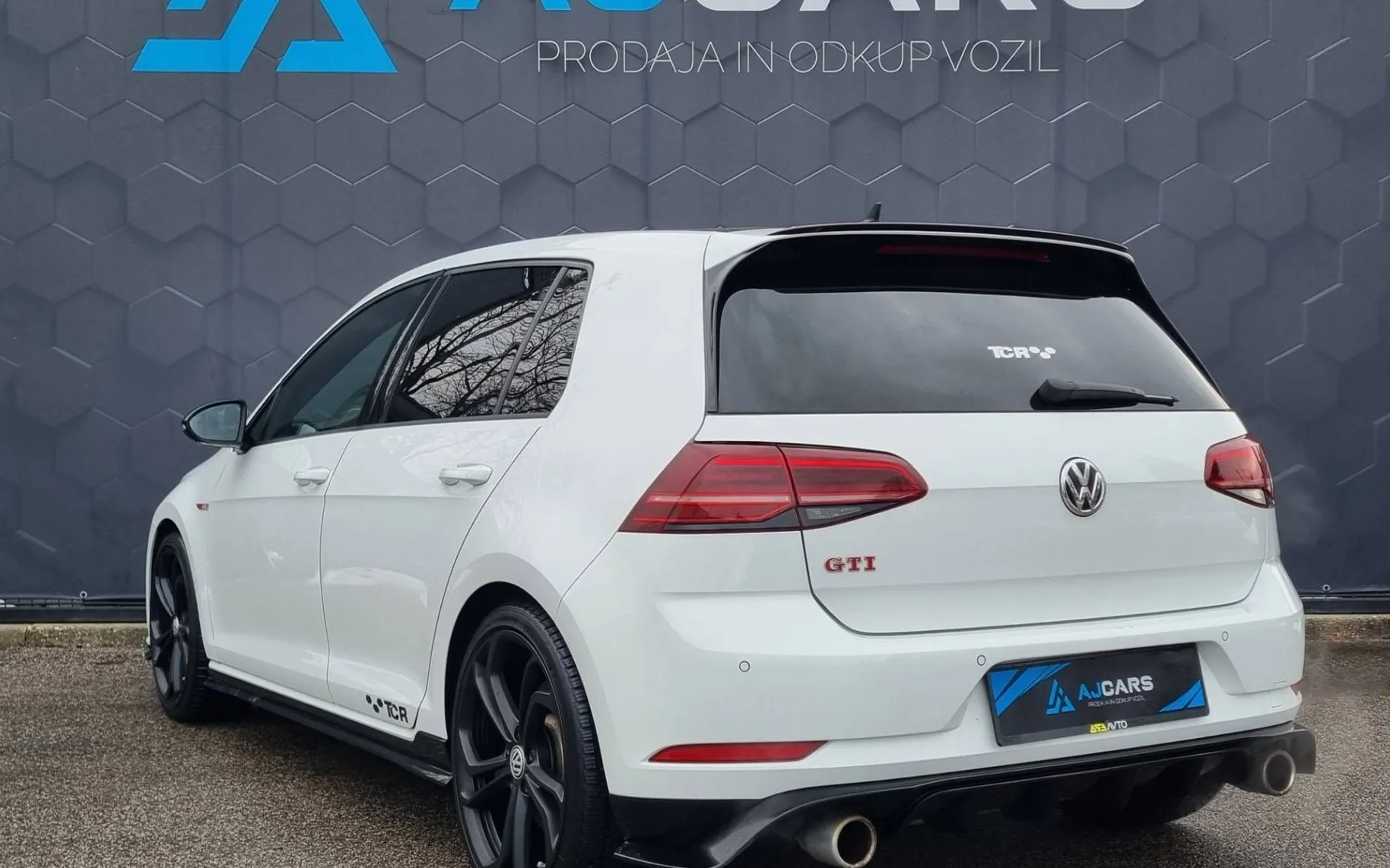 Zunanja slika - VW Golf - 2.0 GTI TCR avt. 290PS-Alcantara-Virtual-DSG-Alu - 5