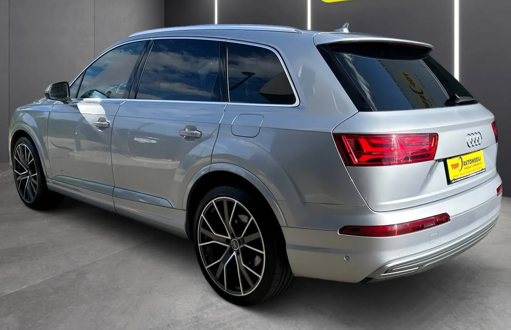 Zunanja slika - Audi Q7 - E-TRON 3.0TDI QUATTRO LED NAVI ACC HUD PANO 360K.. - 5