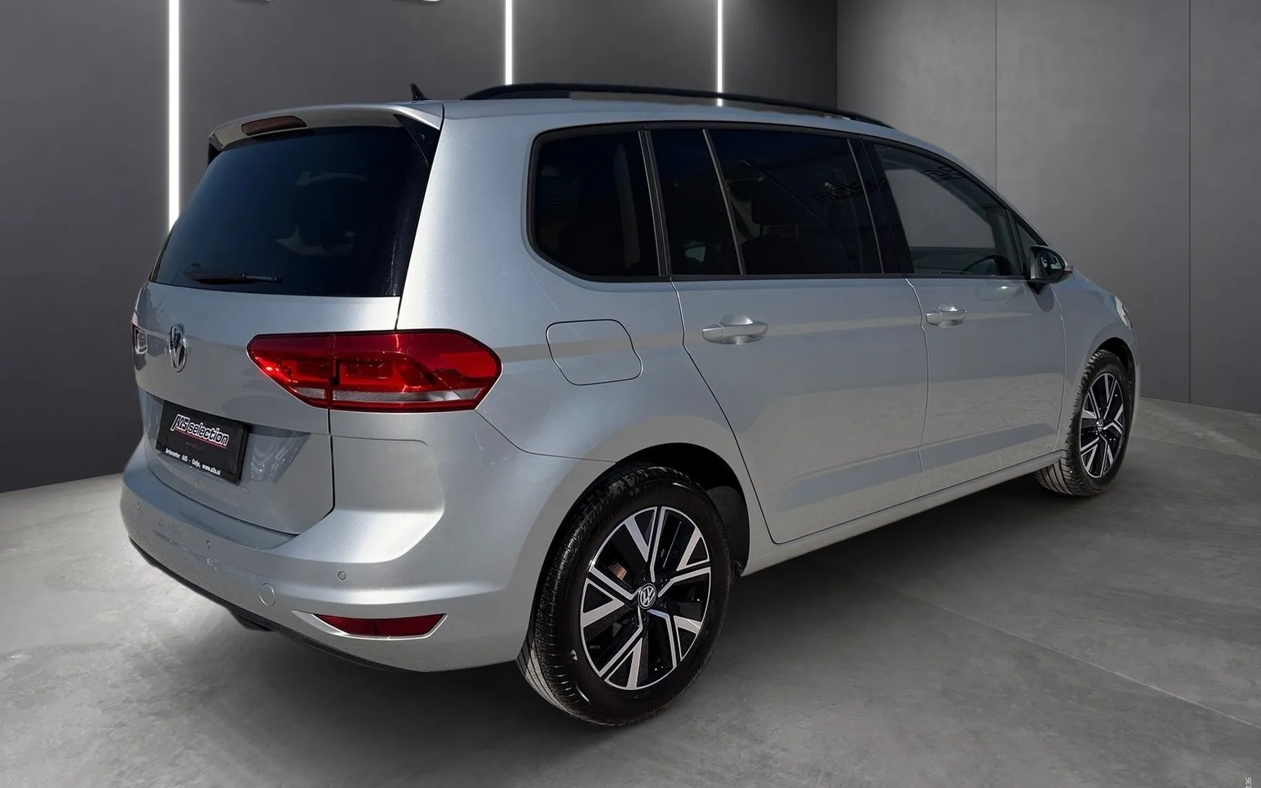 Zunanja slika - Volkswagen Touran - 2.0 TDI SCR avt. Family-LED-Vlečna kljuka-ACC... - 3