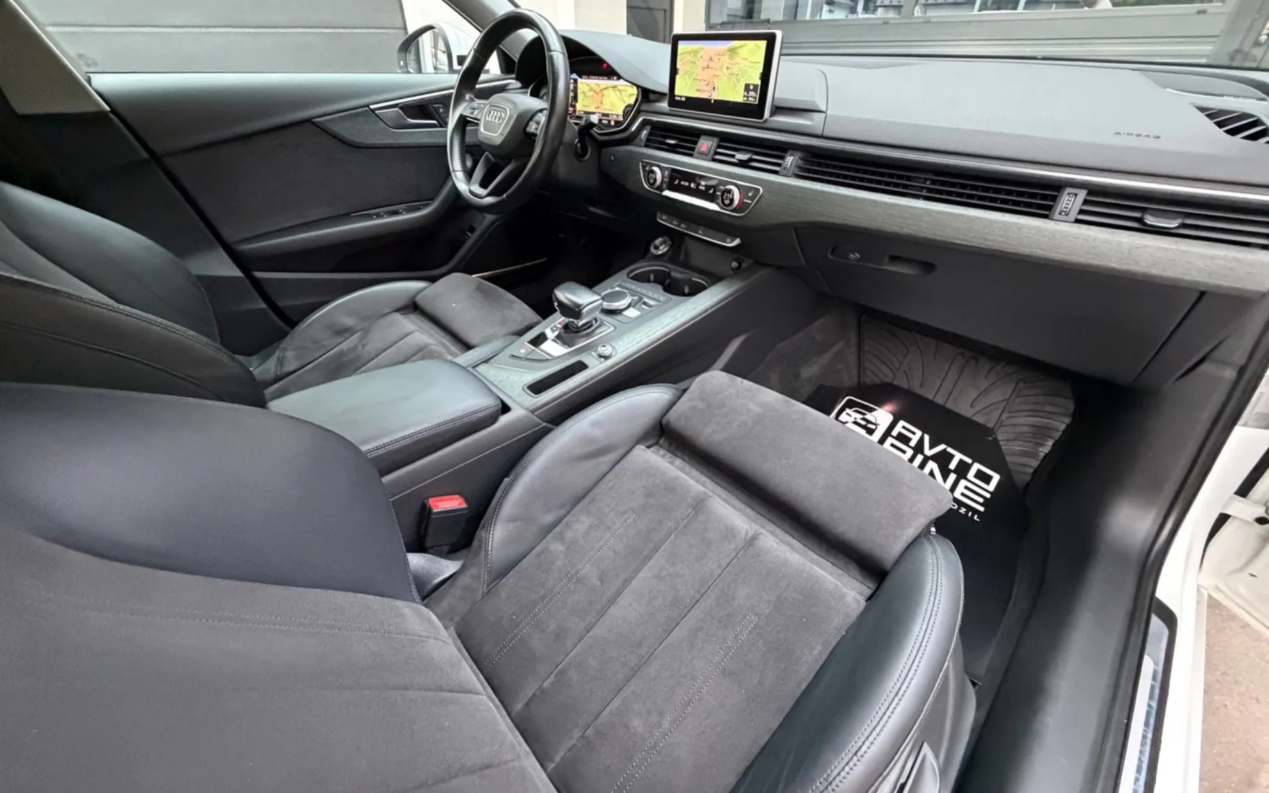 Notranja slika - Audi A4 - 3.0 TDI Sport S tronic•LIMO•HEAD UP•LED•NAVI - 9