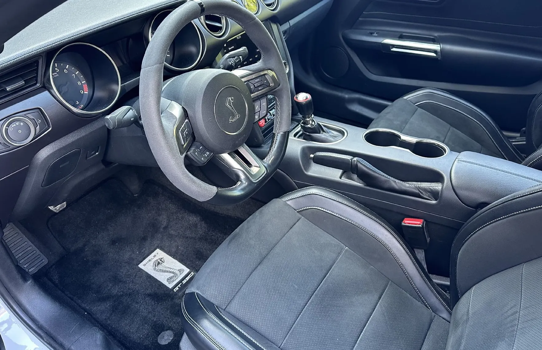 Zunanja slika - Ford Mustang - SHELBY 5.2 V8 FPC 533KS - ATRAKTIVEN - 7