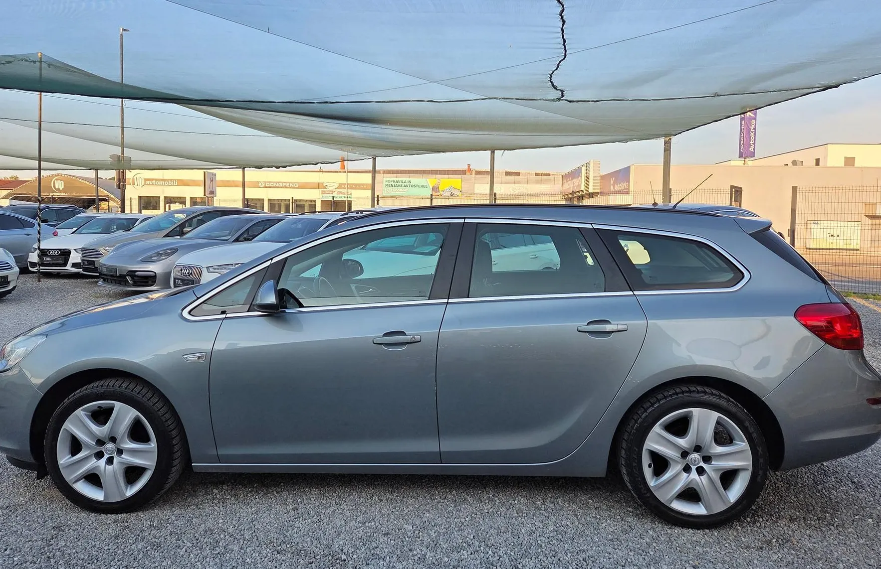 Zunanja slika - Opel Astra - 1.6 SAMO 94.000KM-SLO-1.LASTNIK-KLIMA... - 4