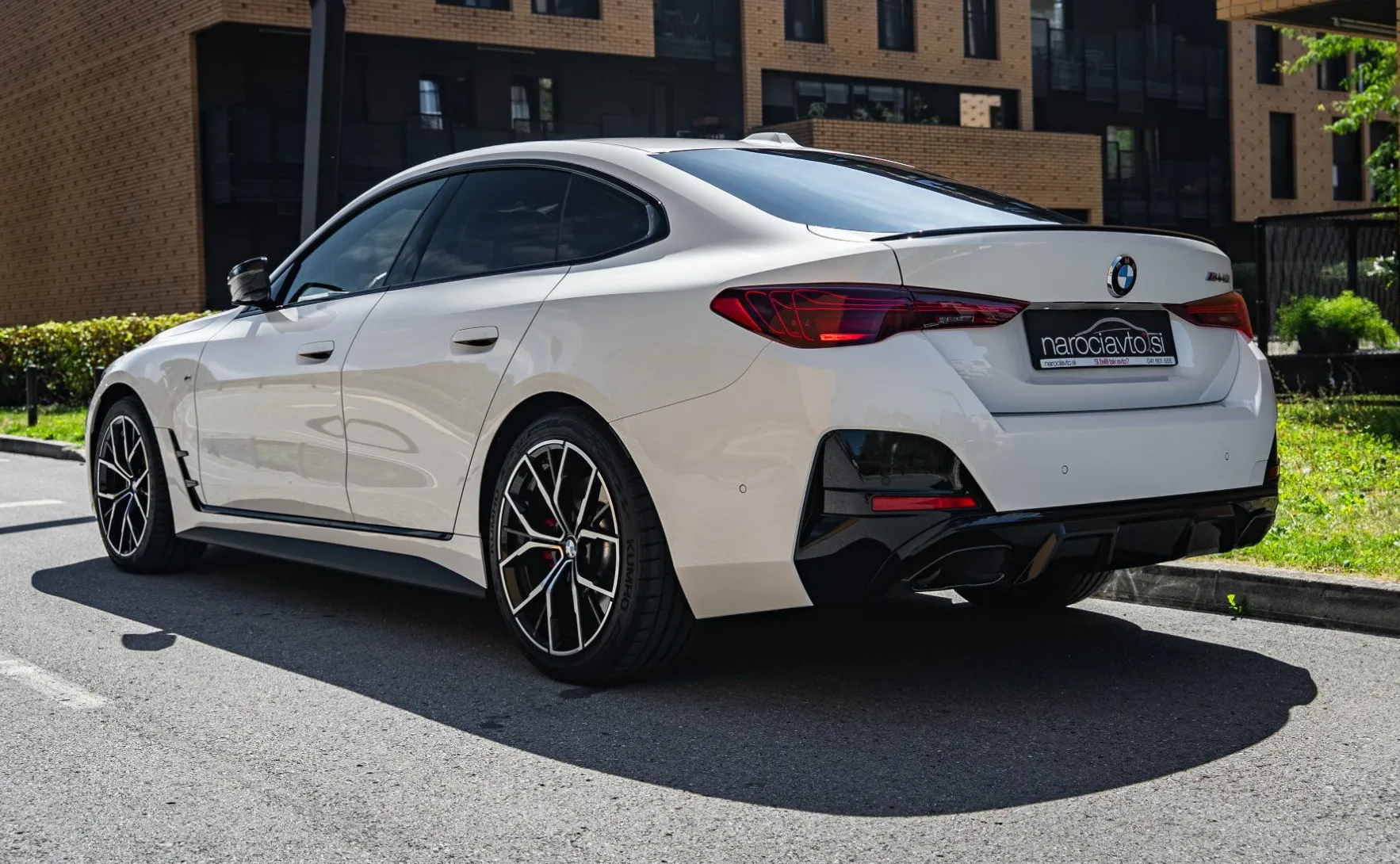 Zunanja slika - BMW Serija 4 - Gran Coupe: 440i xDrive - Šibedah - Harman Kardon - Memo - 8