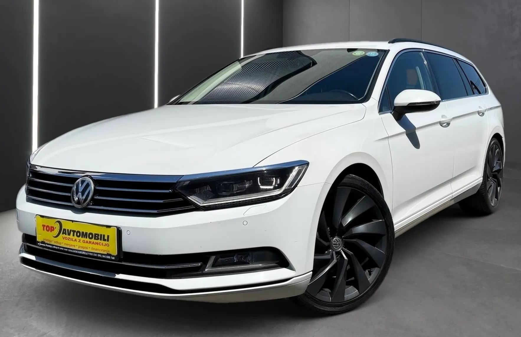 Zunanja slika - VW Passat - Variant 2.0 TDI HIGHLINE FULL LED NAVI PDC KAMERA  TOP - 1
