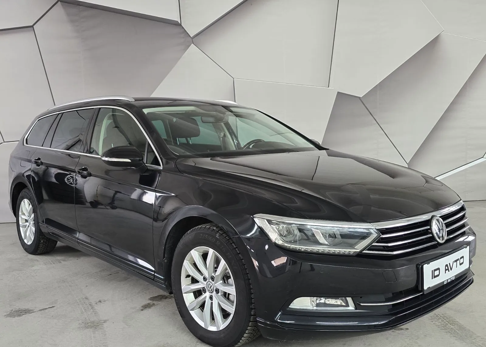 Zunanja slika - VW Passat - Variant 2,0 TDI BMT Connect DSG - 1
