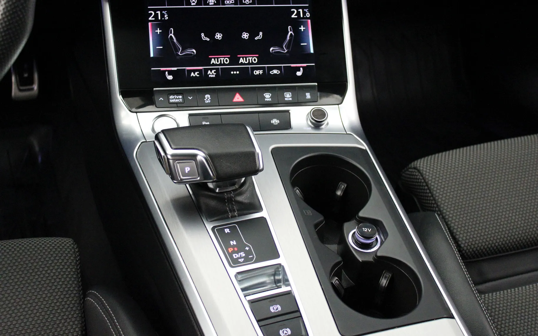 Zunanja slika - Audi A6 - AVANT 40TDI Quattro S-Tronic 3xS-Line - 15