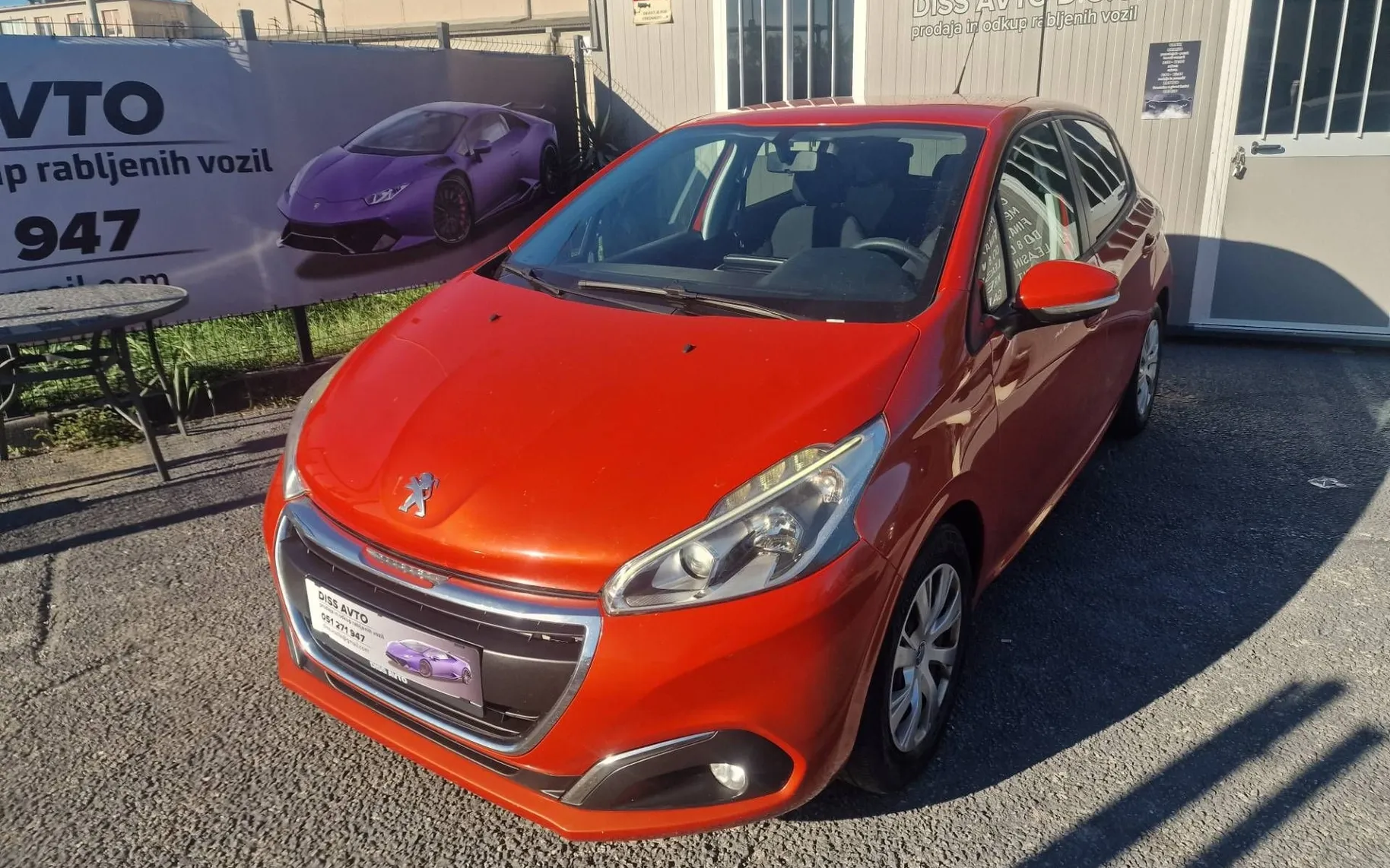 Zunanja slika - Peugeot 208 - 1.2 NA KREDIT BREZ POLOGA - 1