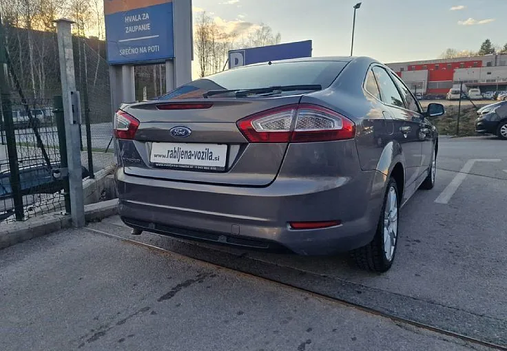 Zunanja slika - Ford Mondeo - Titanium 2.0 TDCi 120 kW Powershift 223150 KM - 5