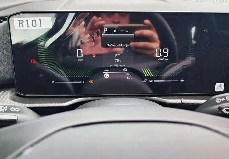 Zunanja slika - KIA Sportage - 2WD 1.6 T-GDI LX Fresh ISG DCT - 8