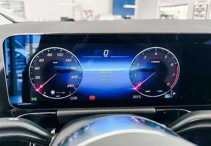 Zunanja slika - Mercedes-Benz GLA-Razred - GLA 200 PRO-NAV-OGR.SED-AVT.PRT-FULL LED-DAB-VIDEO - 9