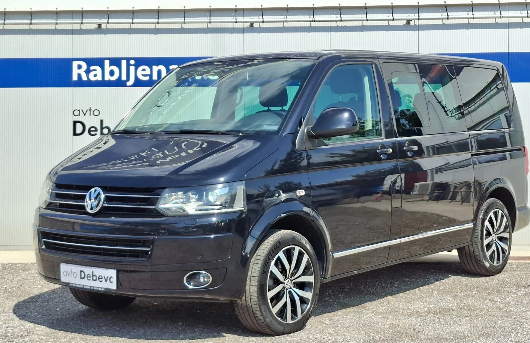 Zunanja slika - Volkswagen Multivan - 2.0 TDI Highline DSG - 1