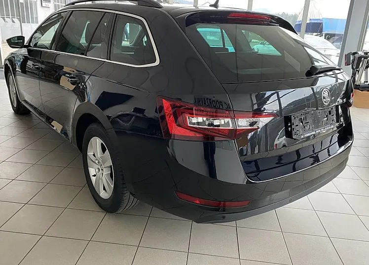Zunanja slika - Škoda Superb - 2.0 TDI Active DSG 4X4 190 KS.  TOP AVTO - 4