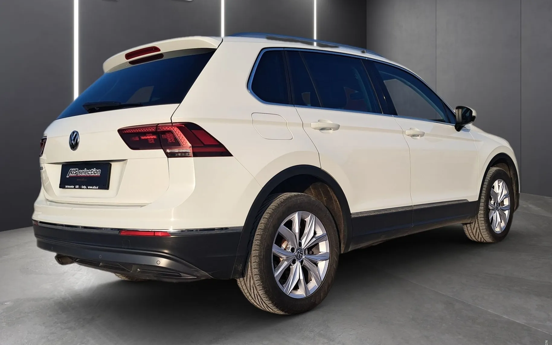Zunanja slika - Volkswagen Tiguan - 2.0 TDI SCR 4MOT. DSG Highline ... - 3