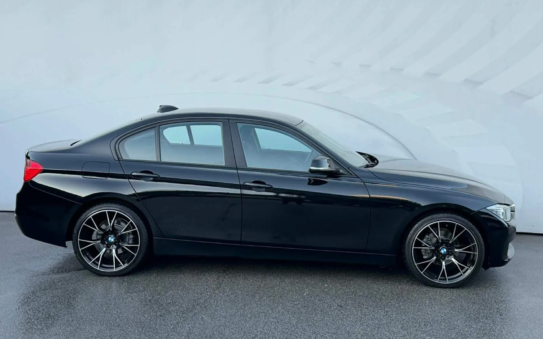 Zunanja slika - BMW Serija 3 - : 316d-169.000km-BI XENON-LIZING ZA TUJCE-ODLIČEN- - 3