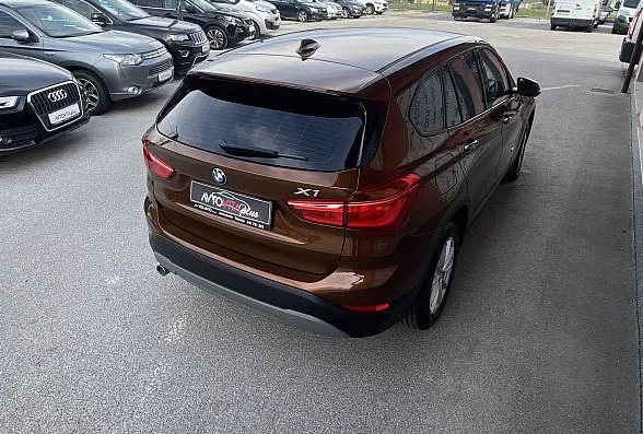 Zunanja slika - BMW X1 - serija :  xDrive18d Advantage LED SPORT NAVI PDC - 6