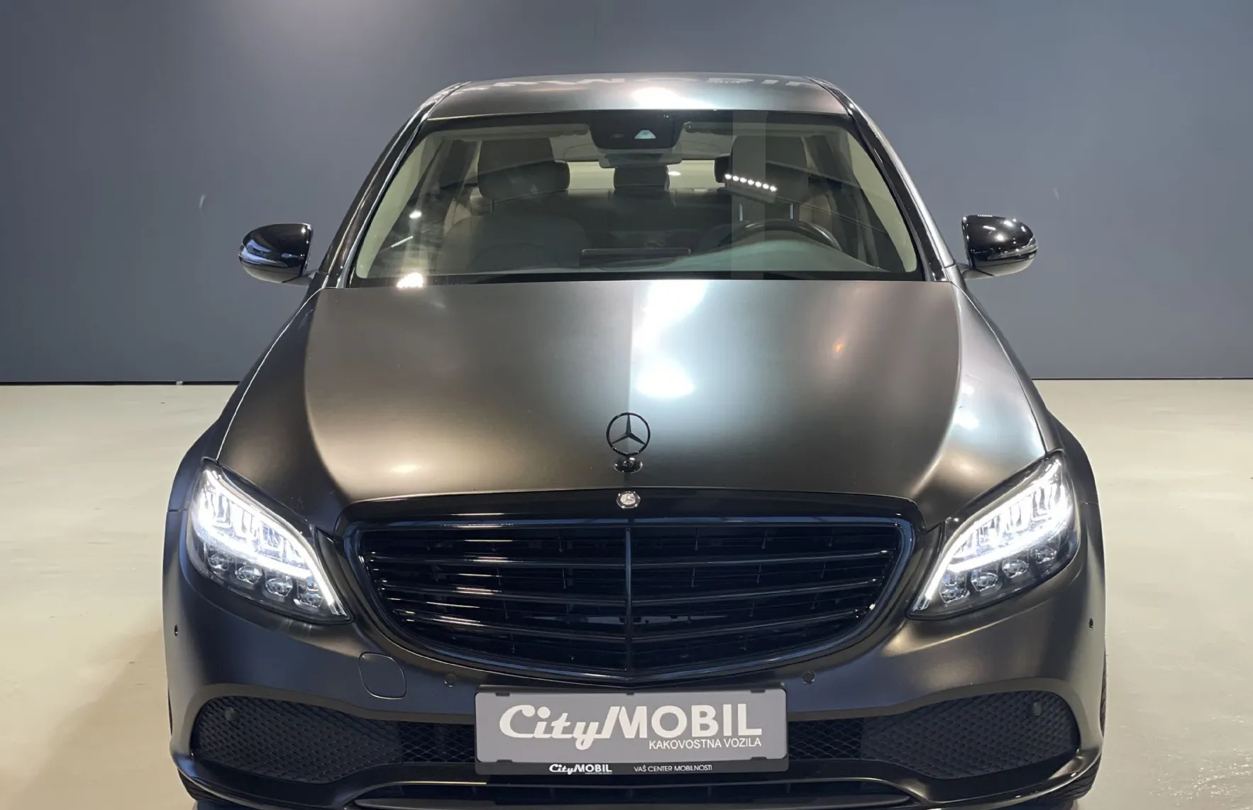 Zunanja slika - Mercedes-Benz C-Razred - C200d-TEMPOMAT-GRETJE SED-LED-KAMERA-2XPDC-ALU - 2