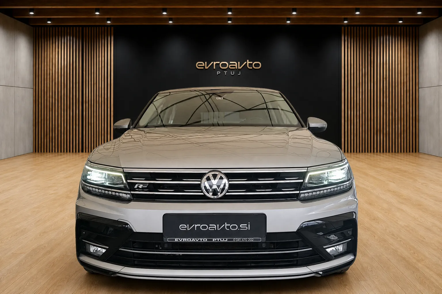 Zunanja slika - Volkswagen Tiguan - 2.0 TDI SCR BMT R-Line Panoramska streha - 2