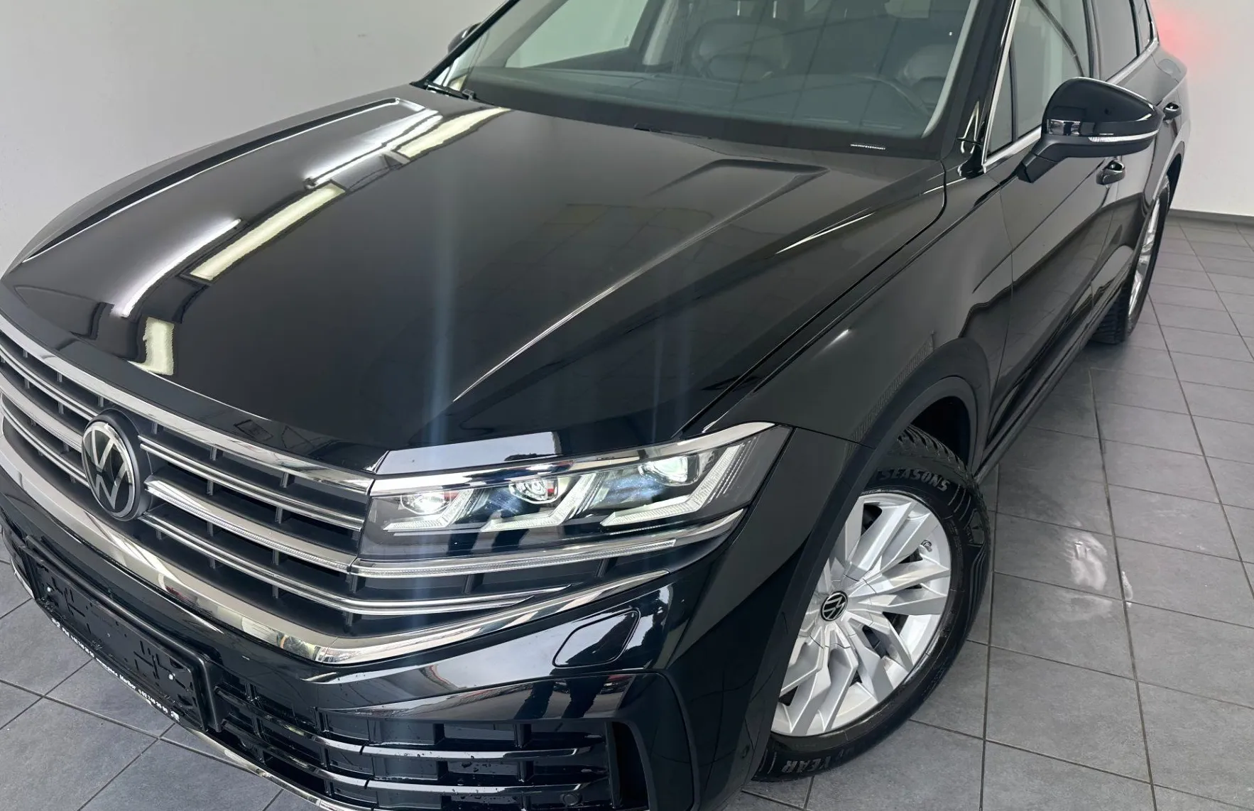 Zunanja slika - Volkswagen Touareg - Volkswagen  Elegance 3.0TDI 170kW.NEMŠKI.KA - 1