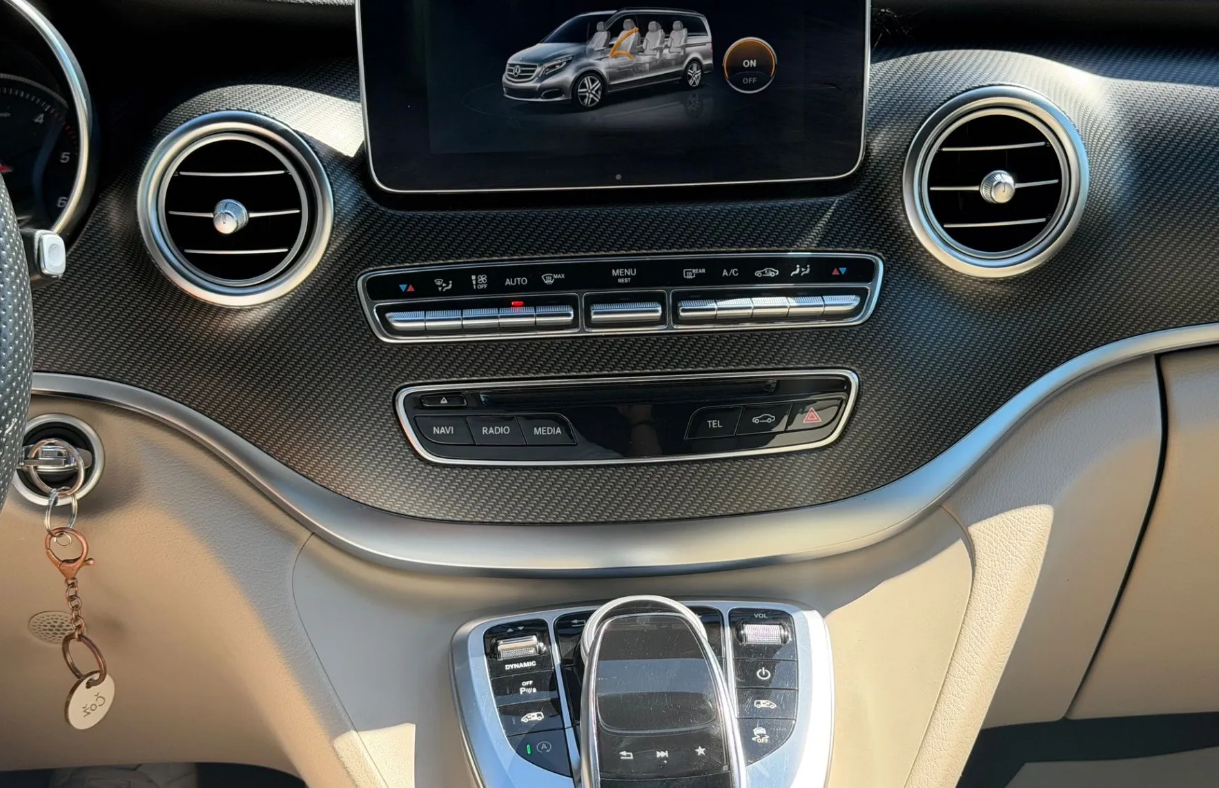 Zunanja slika - Mercedes-Benz V-Razred - V 250d 4MATIC|AMG Line|SLO|360°|KLJUKA|BURM.| - 14