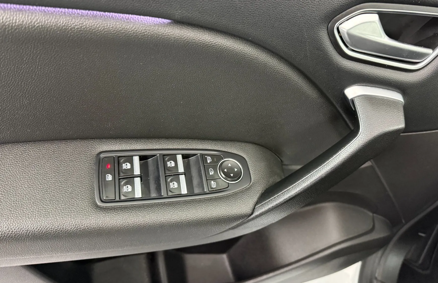 Zunanja slika - Renault Captur - TCe 100 Zen.nizozemec.navi.led.usnje.pdc.kljuka. - 11