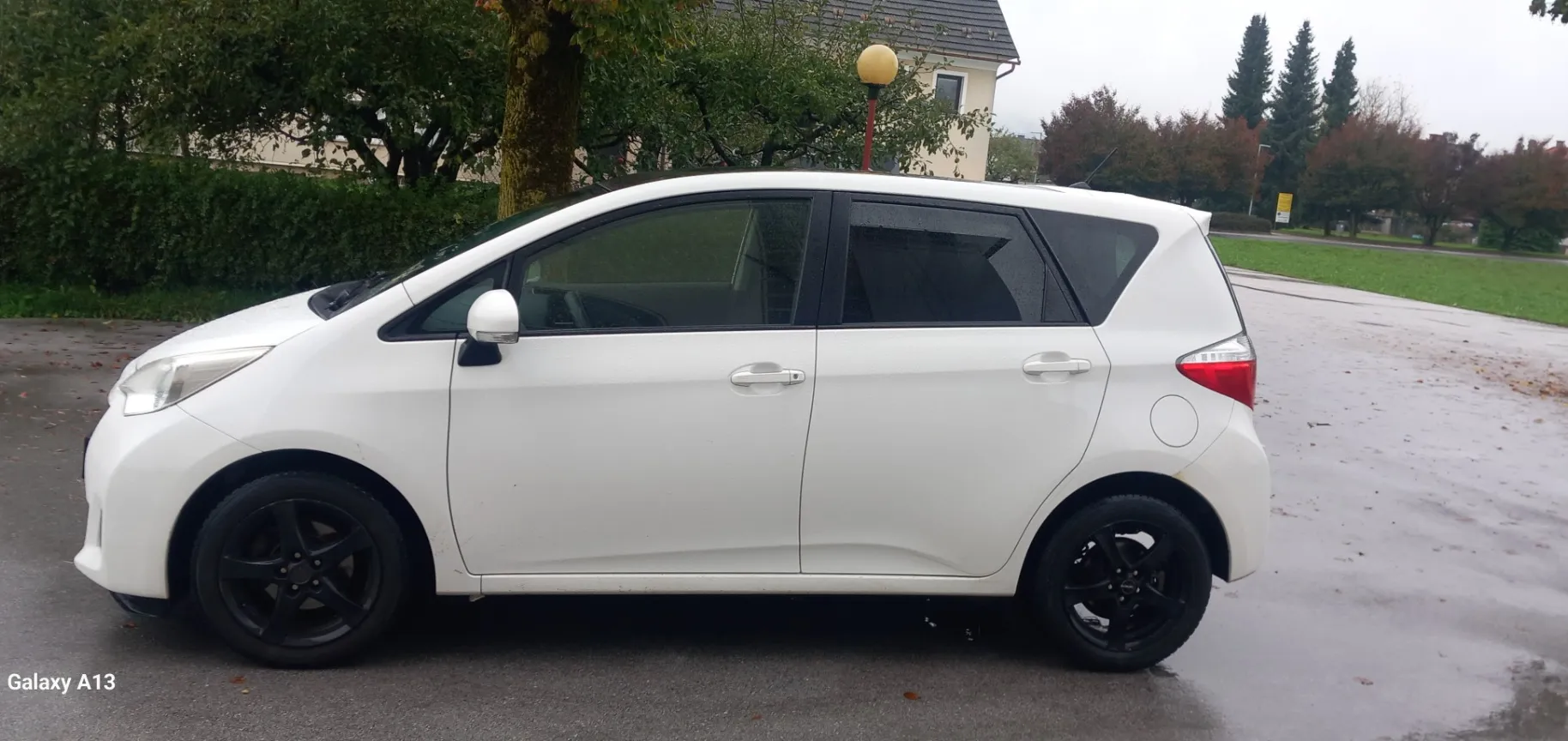 Zunanja slika - Toyota Verso - -S - 7