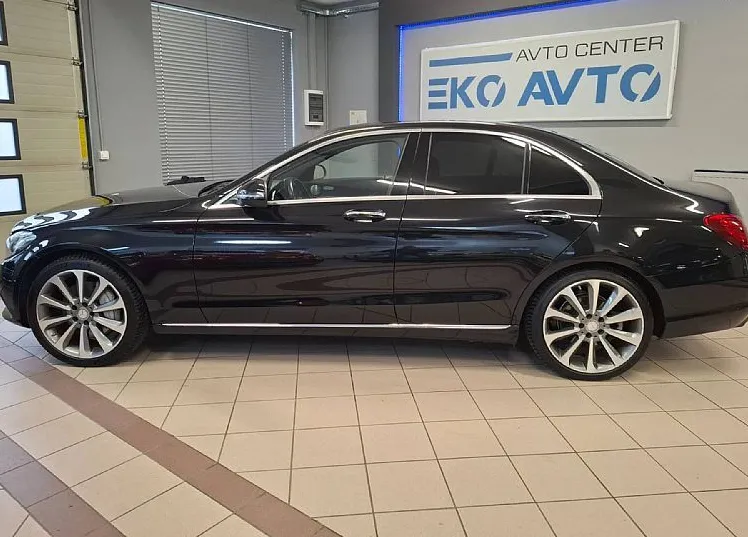 Zunanja slika - Mercedes-Benz C-Razred - C 350 e EXCLUSIVE-SLO-1LASTNIK-KOT NOV - 4