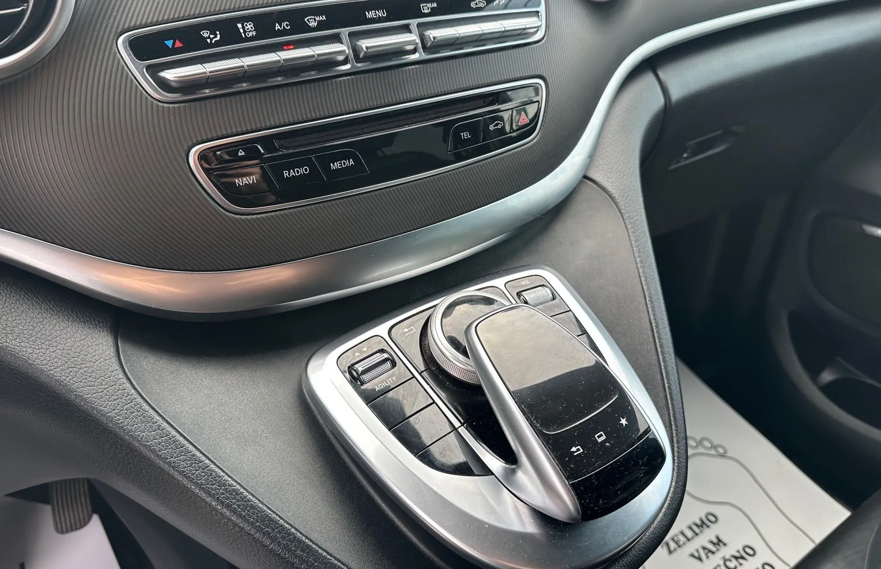 Zunanja slika - Mercedes-Benz V-Razred - V 250d AVANTGARDE DOLGI LINE ASSIST NAVI PDC KAM - 16