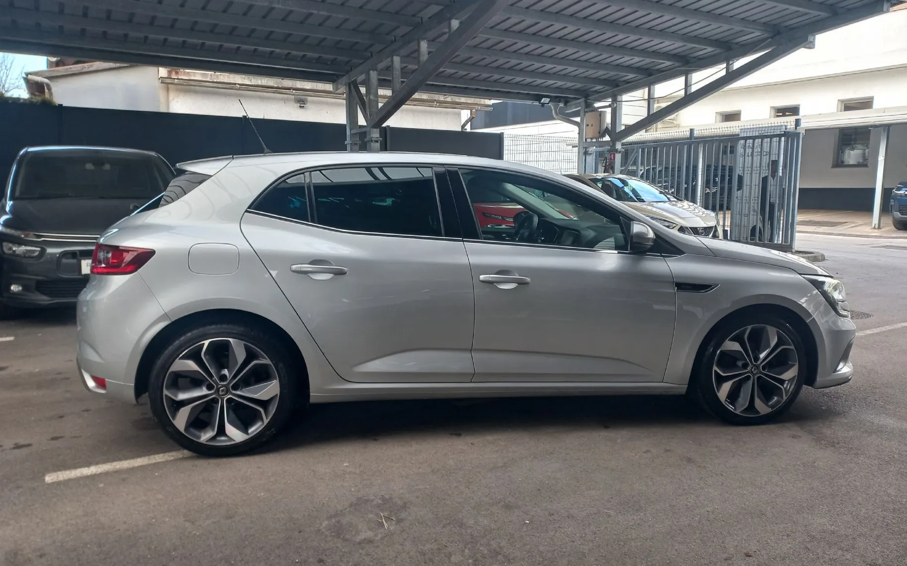 Zunanja slika - Renault Mégane - Megane Blue dCi 115 GT Line - 6