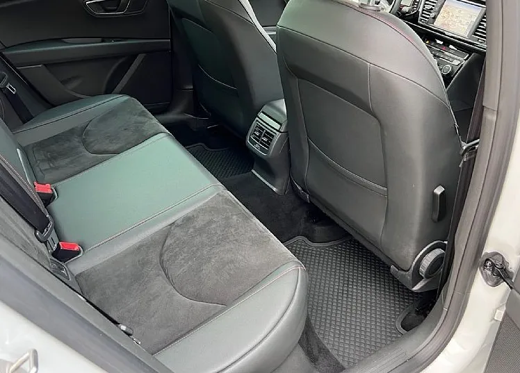 Zunanja slika - Seat Leon - 2.0 TDI+FR LINE+PANORAMA+KAMERA+LED+F1+AMBI+DSG... - 18