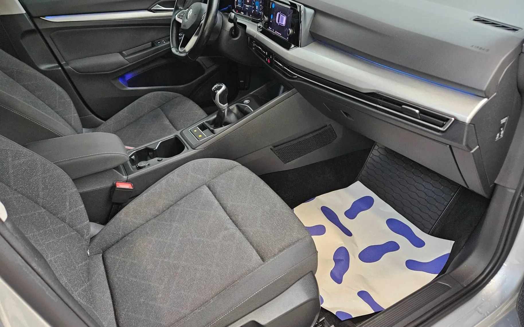 Notranja slika - Volkswagen Golf Variant - 2.0 TDI BMT Life - 9