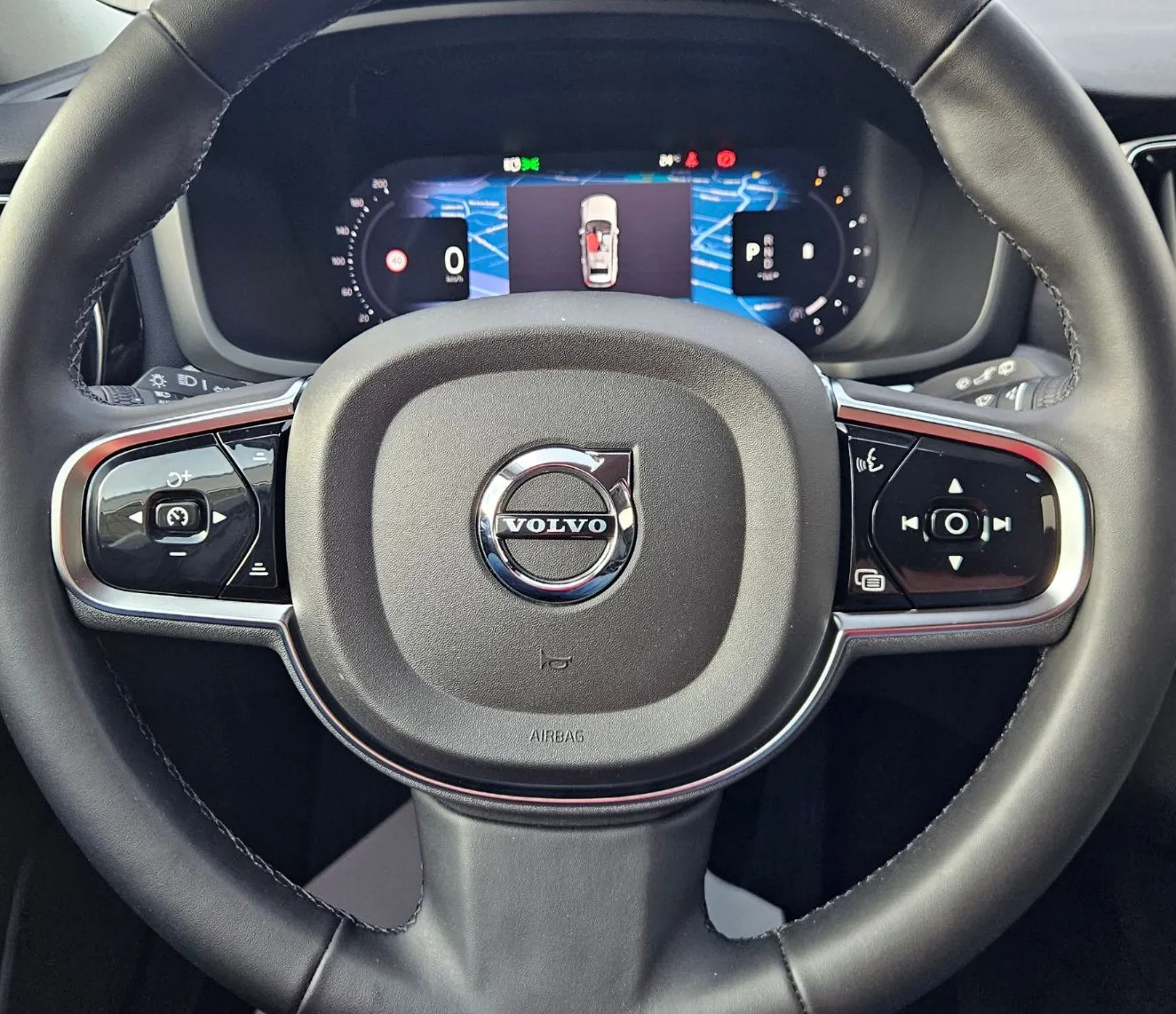 Zunanja slika - Volvo V60 Cross Country - B4 AWD Pro +ACC+Memory+18 Col+Gretje+12.mes.jam - 17