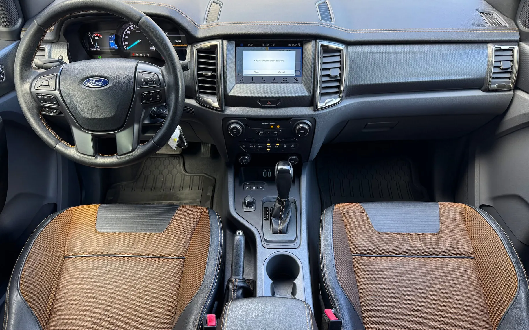 Zunanja slika - Ford Ranger - 3.2 TDCI DC 4X4 A6 WILDTRAK 1.LASTNIK SLO ROLO - 13