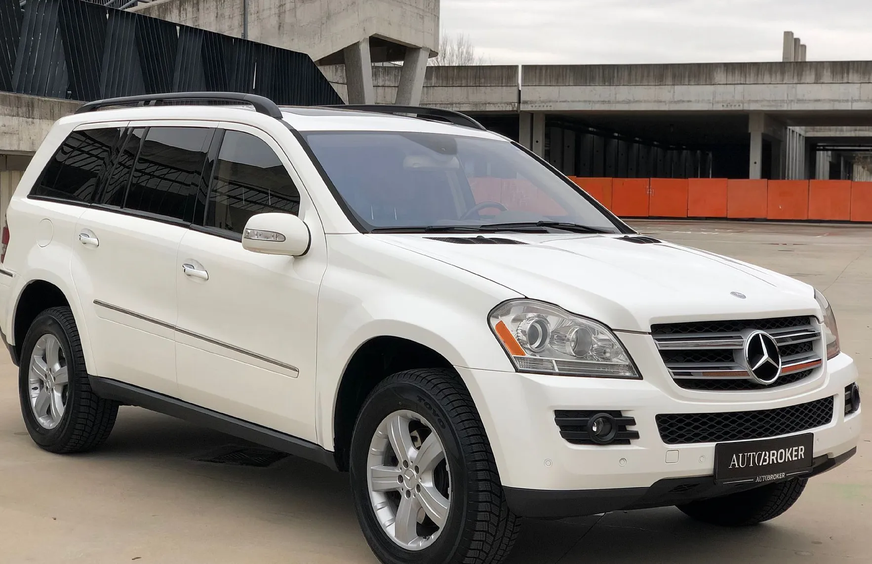 Zunanja slika - Mercedes-Benz GL-Razred - 450 NEPOZABNO DOŽIVETJE - možno plačilo v CRYPTO - 3