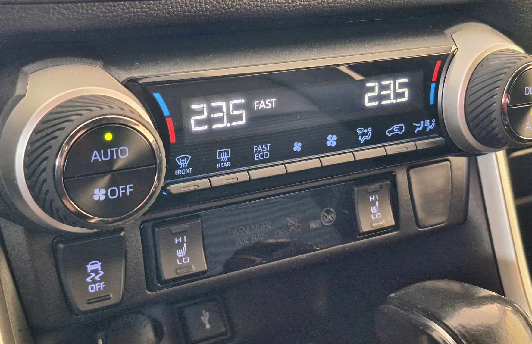 Zunanja slika - Toyota RAV4 - Hybrid AWD 2.5 Style•NAVI•KAMERA•PDC•ALU18COL• - 16