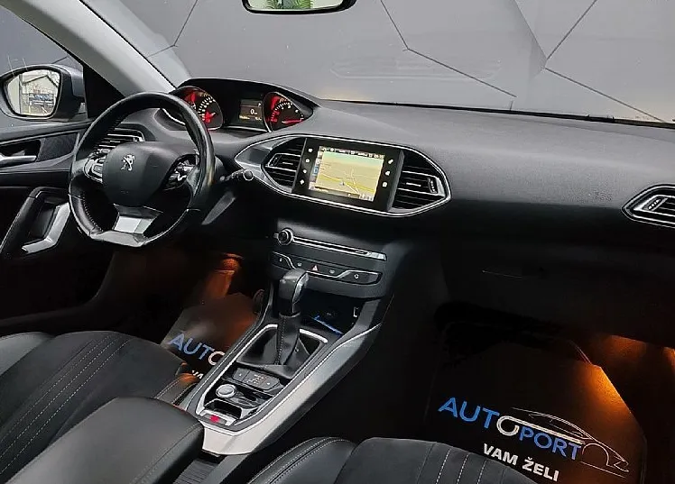 Zunanja slika - Peugeot 308 - 1.6 BlueHDi-AVTOMATIK-PANO-LED-ACC-KEYLESS-USNNJE - 9