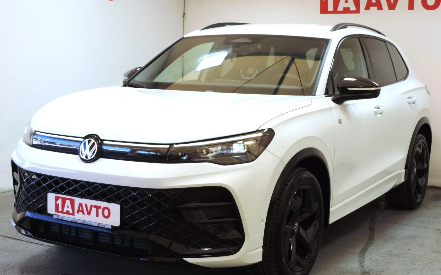 Zunanja slika - Volkswagen Tiguan - 1.5 eTSI BMT R-Line DSG - 1