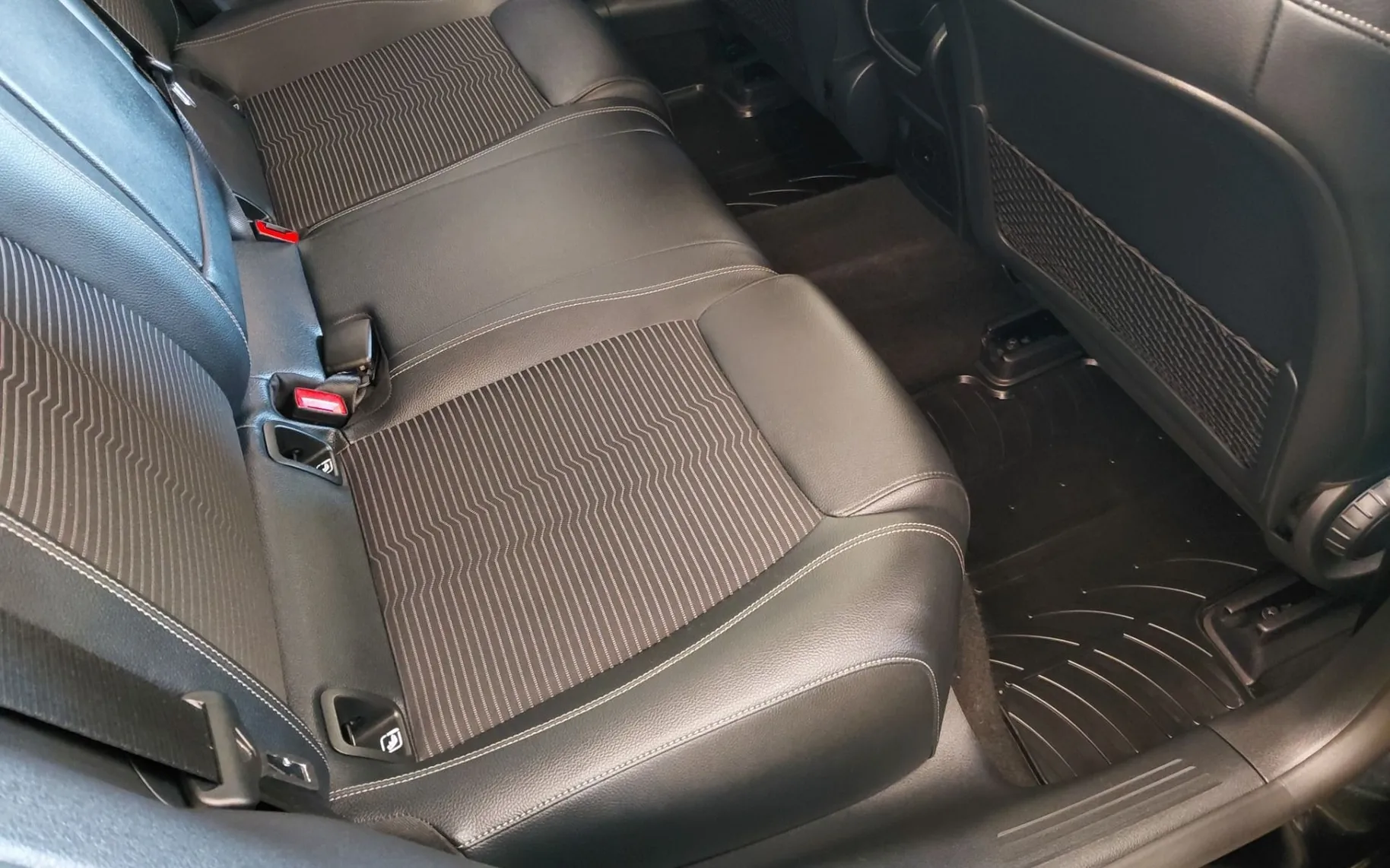Notranja slika - Mercedes-Benz CLA-Razred - CLA 180-SLOV.VOZILO-ODLIČNO OHRANJEN-GARANCIJA - 7