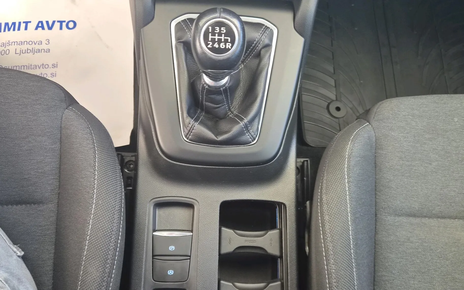 Zunanja slika - Ford Focus - Karavan 1.0 EcoBoost Active-SLO-RADARLED-NAVI - 15