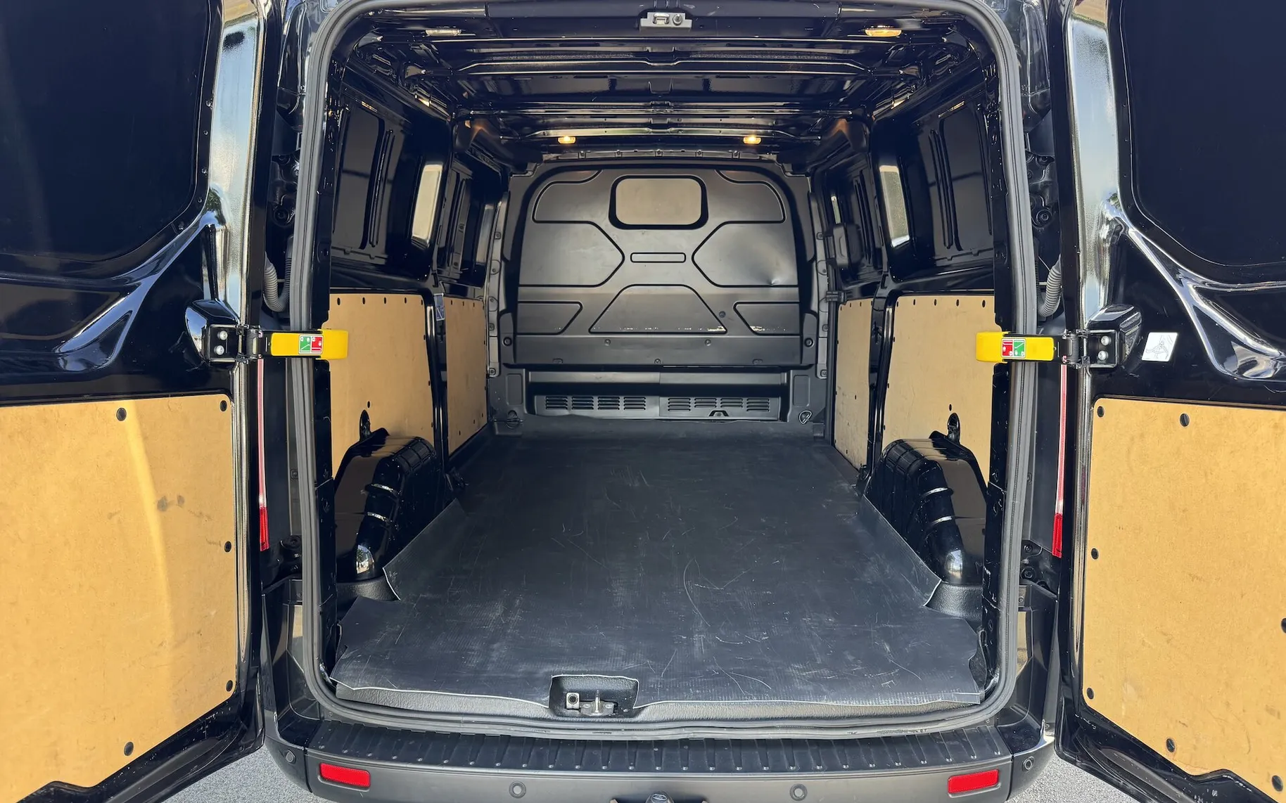 Zunanja slika - Ford Transit Custom - Trend L2H1 320 2.0D-130KM M6 - 8