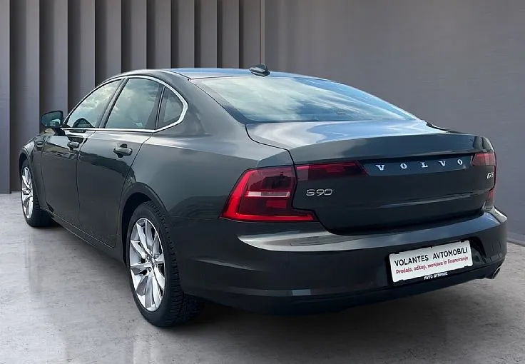Zunanja slika - Volvo S90 - D3 Momentum Avt. - 4