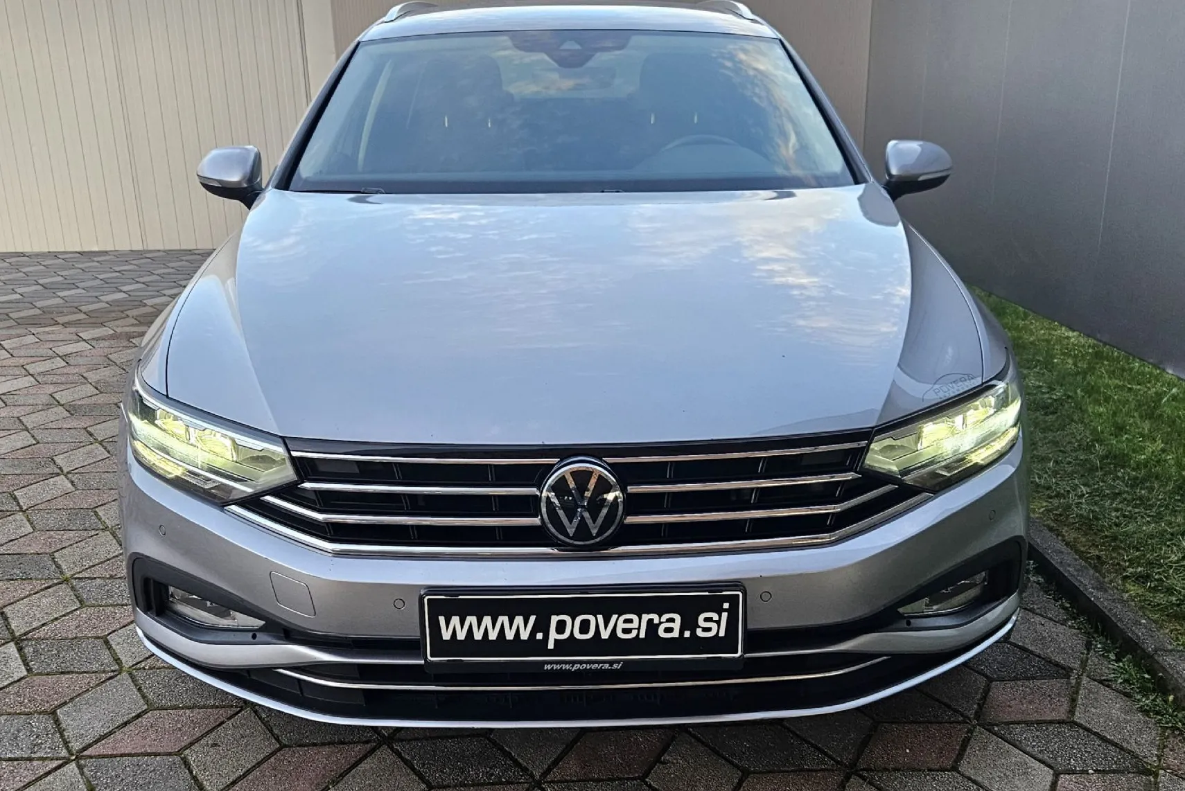 Zunanja slika - VW Passat - Variant 2.0 TDI BMT  Business avt. 110kW+LED+KAM+12.MES.JA - 2