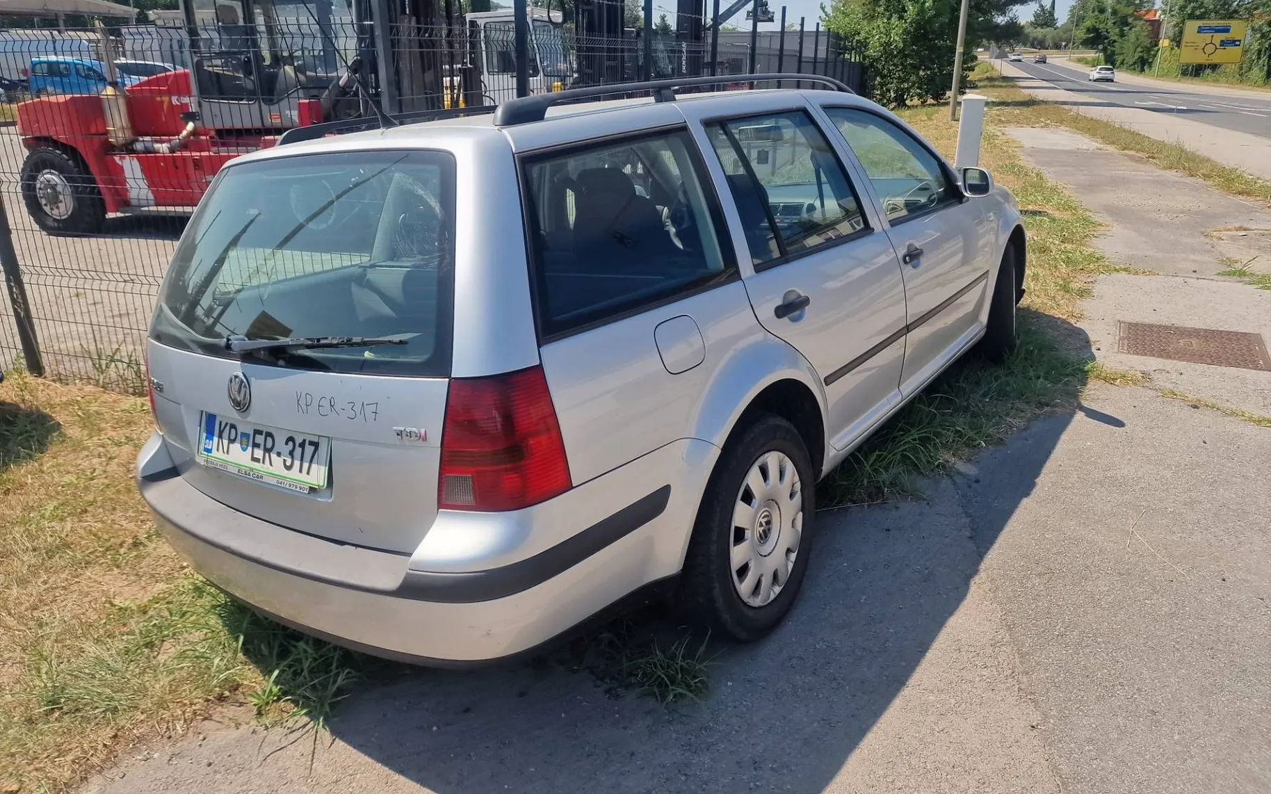 Zunanja slika - Volkswagen Golf Variant - 1.9 TDI - 4