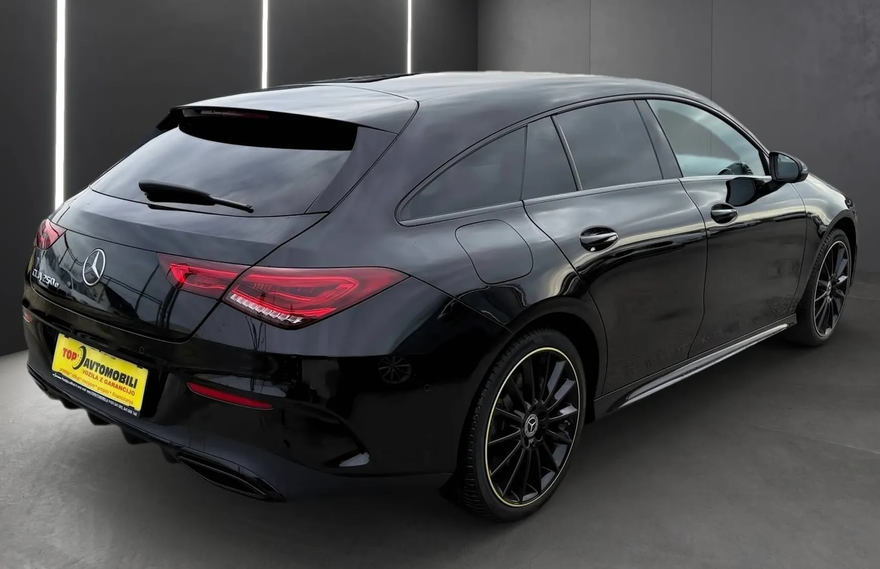 Zunanja slika - Mercedes-Benz CLA-Razred - CLA Shooting Brake 250e AMG LINE MULTIBEAM WIDESCREEN PDC TEM NAV - 8