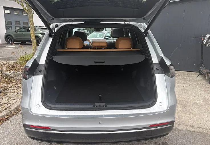 Zunanja slika - Geely StarRay EM-i - Plug-In Hybrid 1.5 Max Avt. na zalogi - 8