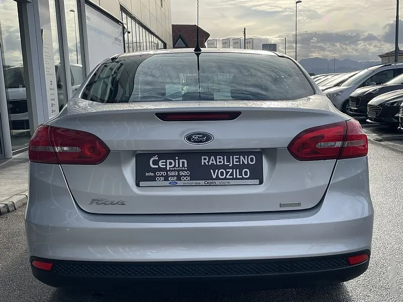 Zunanja slika - Ford Focus - Trend-1.0-ECOBOOST-LIMUZINA-SLO-1LASTNIK - 6