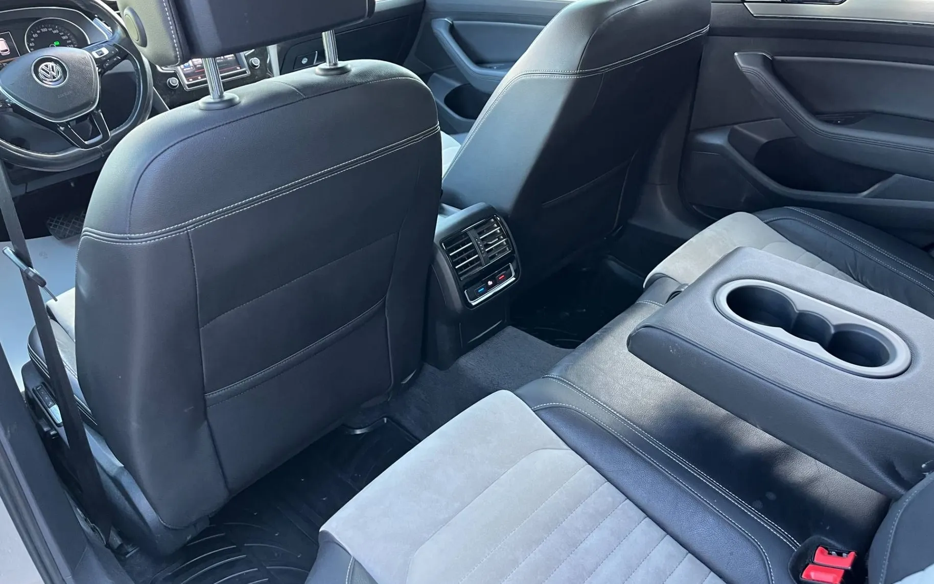 Notranja slika - Volkswagen Passat Variant - 2.0 TDI BMT Highline DSG-LED-NAVI-ALU-ODLIČEN... - 12