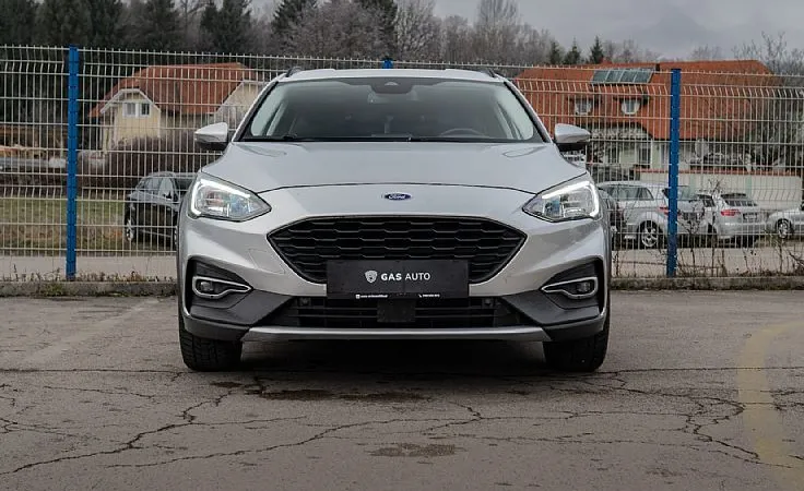 Zunanja slika - Ford Focus - 1.5 EcoBlue-AVT-NAV-Gretje-Sedežev volana-KAMERA - 2