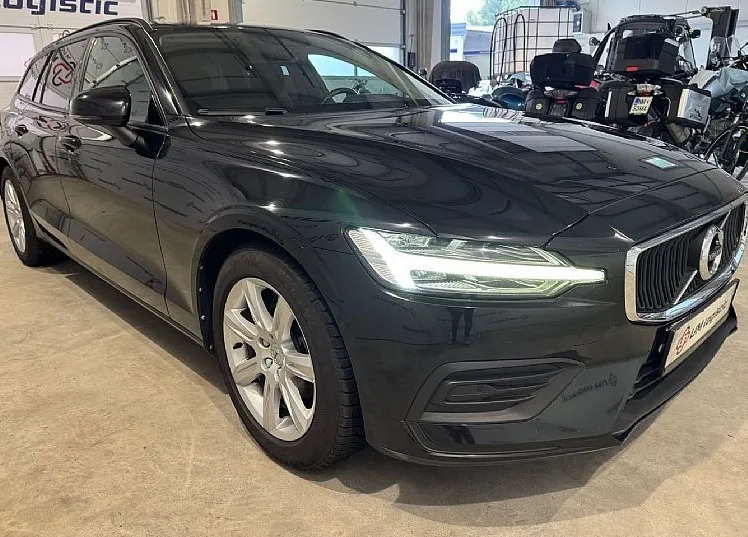 Zunanja slika - Volvo V60 - D3 A Momentum- FULL LED - NAVI - PDC - ODLIČEN - 3