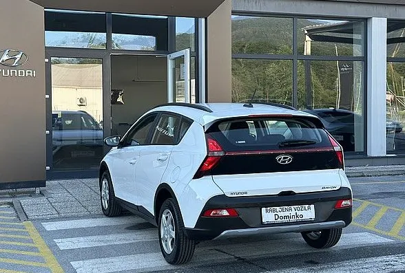 Zunanja slika - Hyundai Bayon - 1.2 MPI°°1.Lastnik°°SLO°°Rezervna pnevmatika - 3